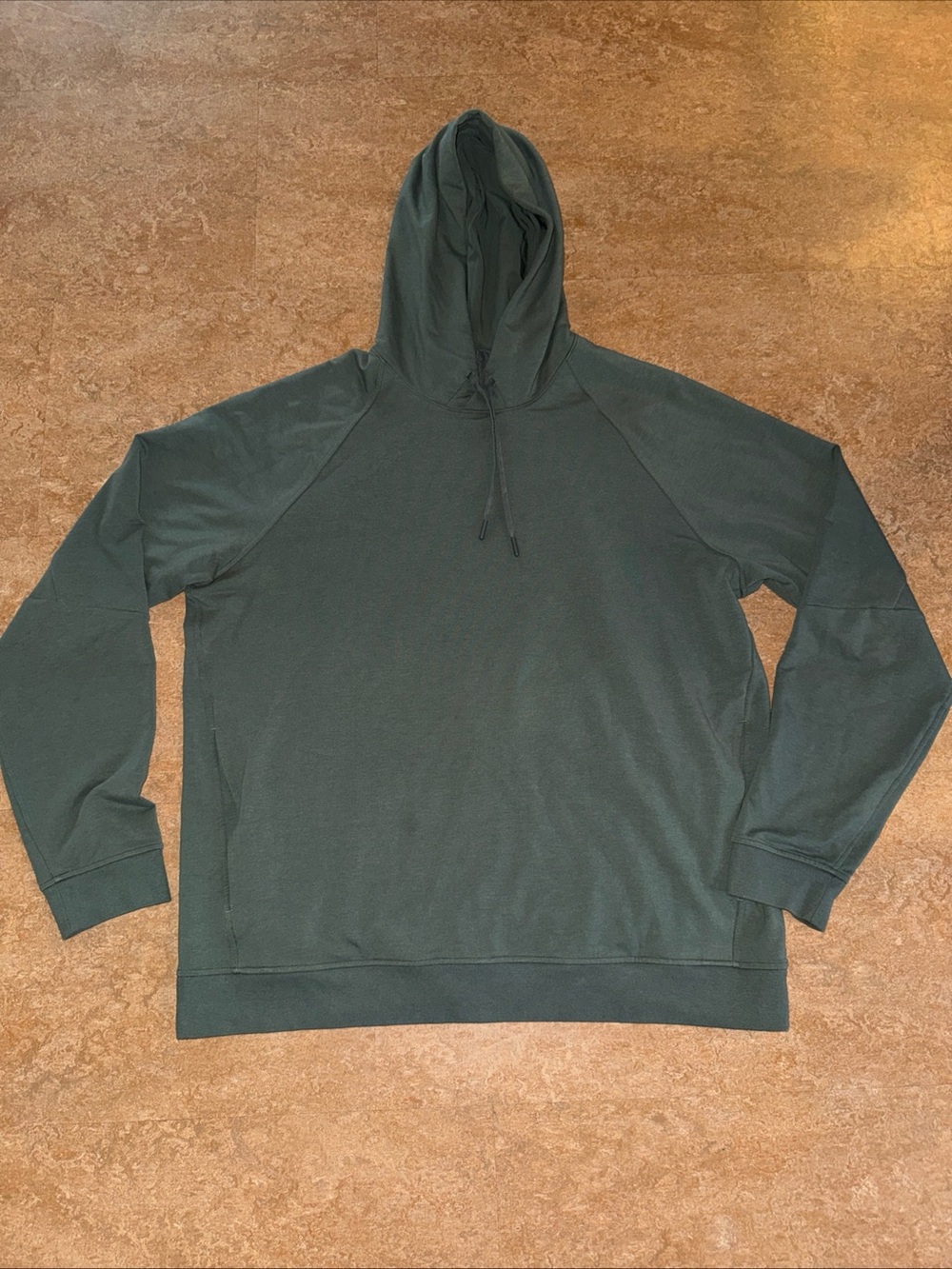 lululemon athletica Men's Deep Forest Green Hooded Sweatshirt 2XL